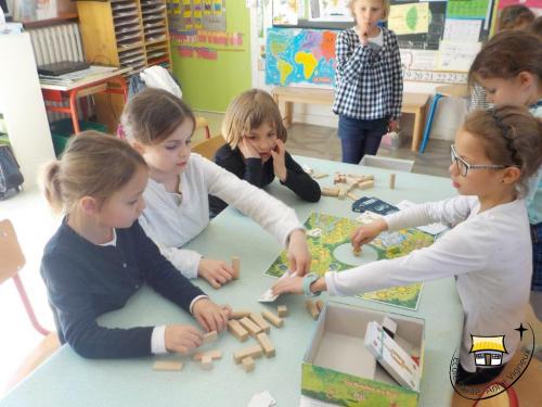 Jeux de sociétés pour les GS-CP